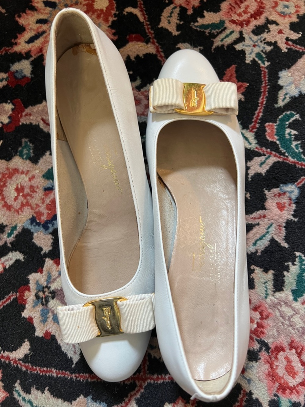 Salvatore Ferragamo Vara Bow Flats with Gold Hardware